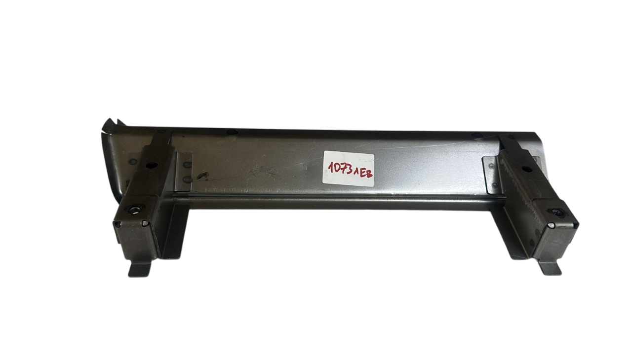 Поперечина кронштейна сидения ВАЗ НИВА (левая)