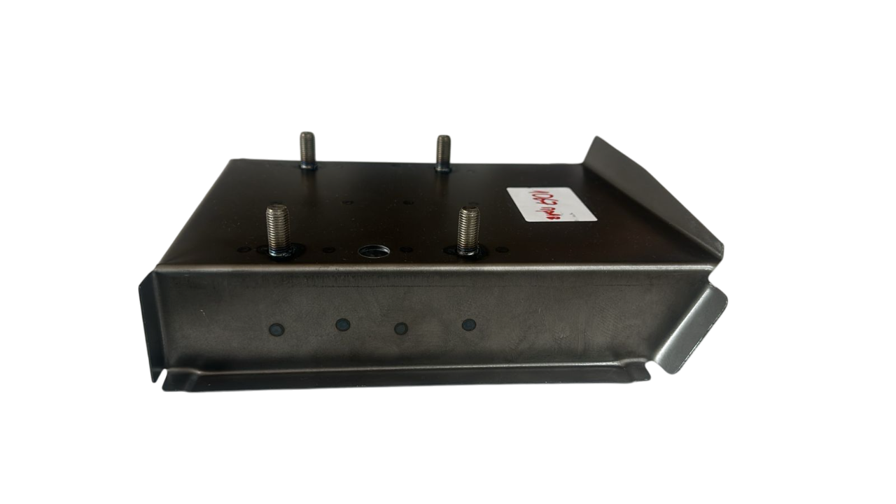 Площадка крепления реактивной тяги ВАЗ"НИВА" (ПРАВАЯ)