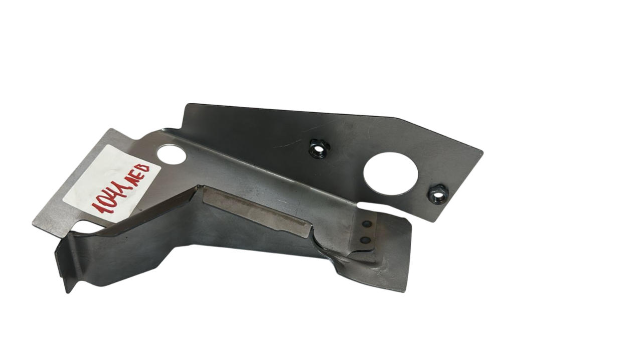 Кронштейн переднего лонжерона 2108-09 (левый) ДЕЛО МАСТЕРА 