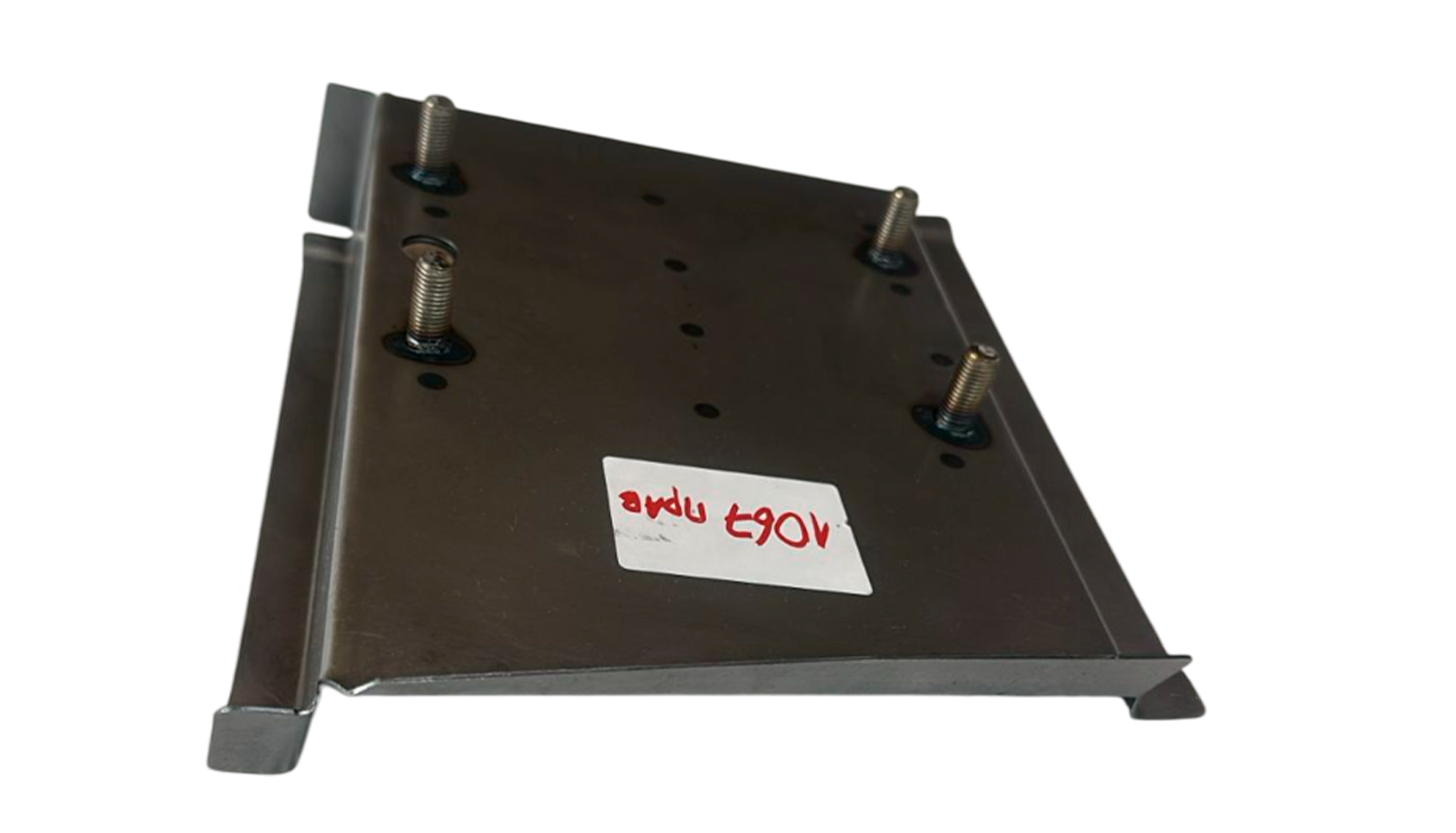 Площадка крепления правой реактивной тяги на ВАЗ "НИВА"